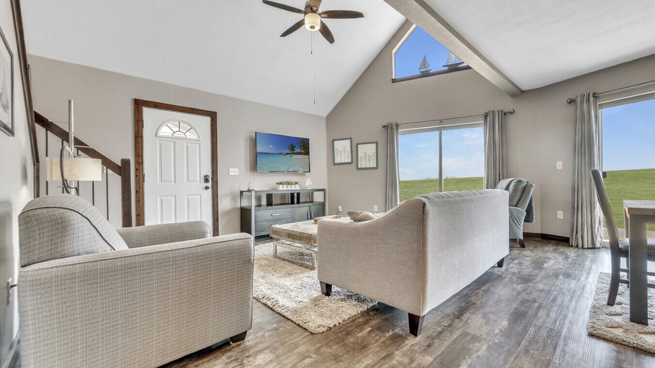 Photo of Livingroom in Spirit Lake