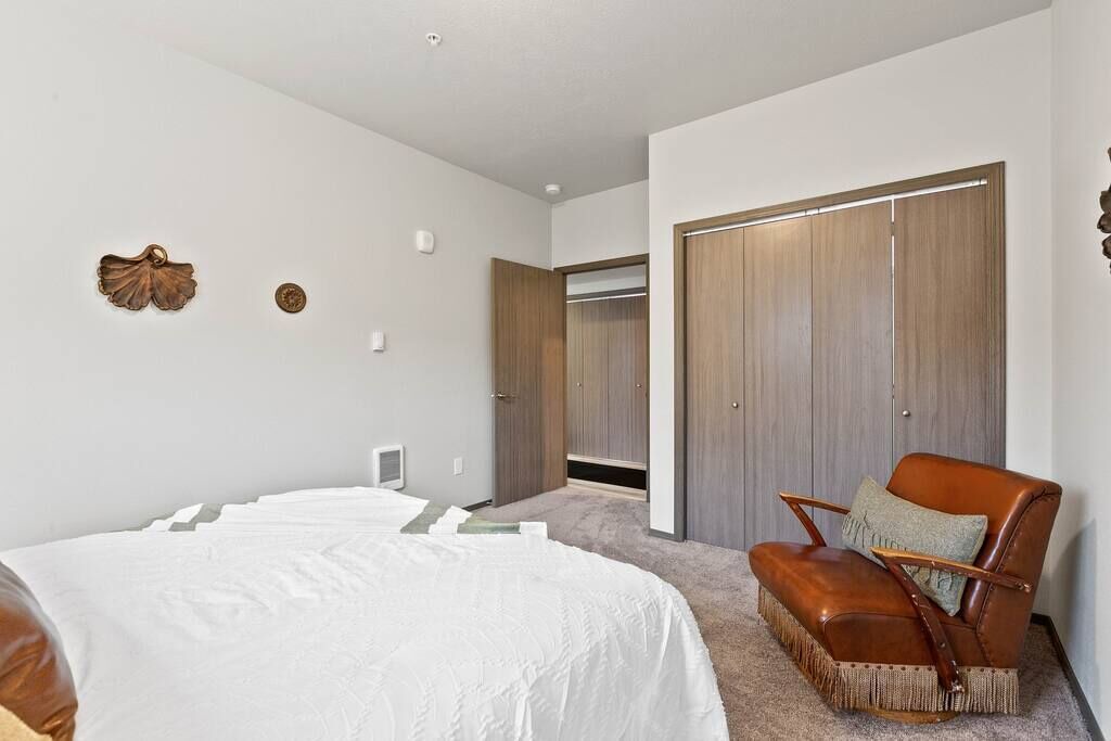 Photo of Bedroom in South Perry District