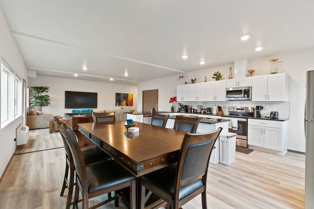 Photo of Kitchen in South Perry District