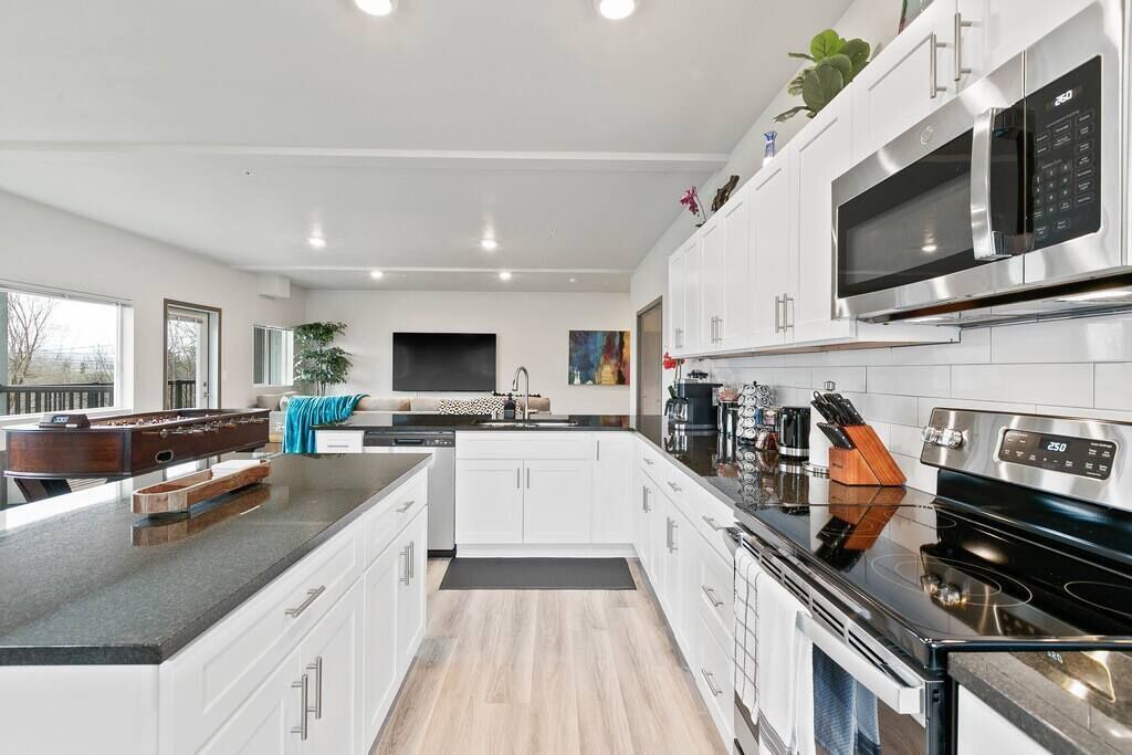 Photo of Kitchen in South Perry District