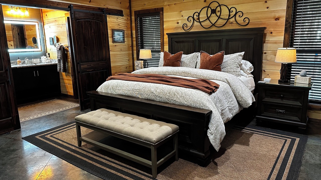 Photo of Bedroom in Broken Bow