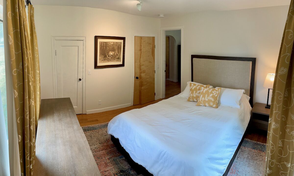 Photo of Bedroom in Whatcom Falls