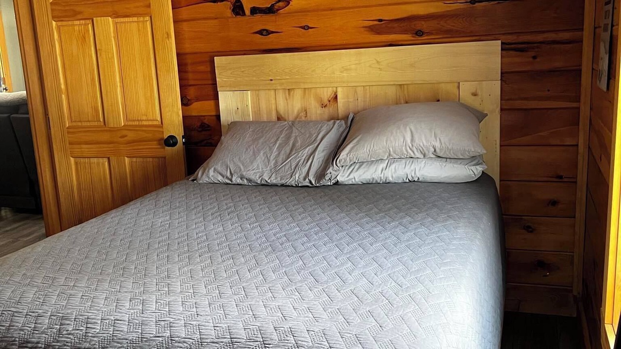 Photo of Bedroom in Rockwood