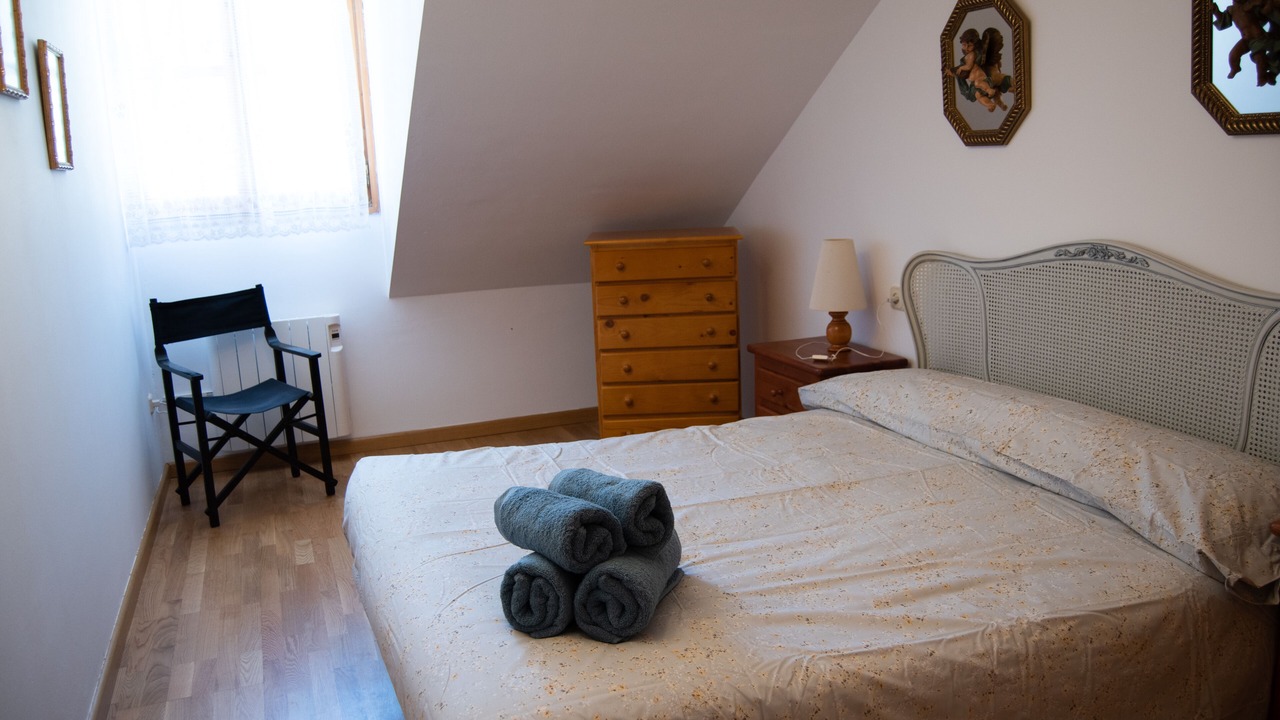 Photo of Bedroom in Surp