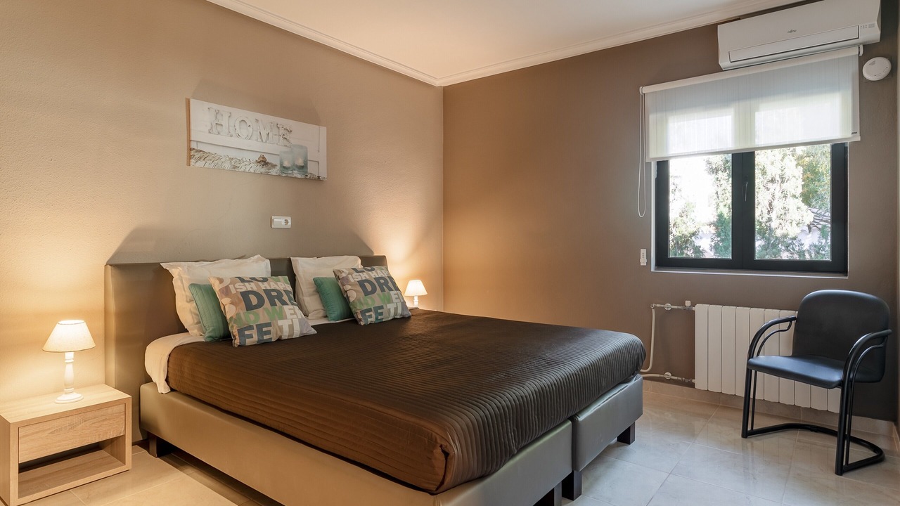 Photo of Bedroom in Coveta Fuma