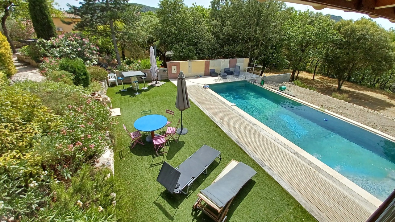 Photo of Outdoor in Saint-Paul-Trois-Chateaux