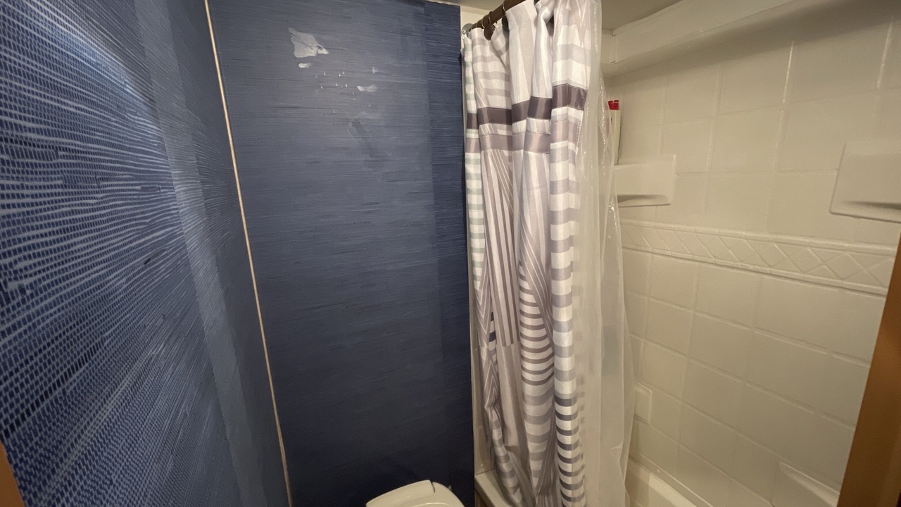 Photo of Bathroom in Circle D-KC Estates