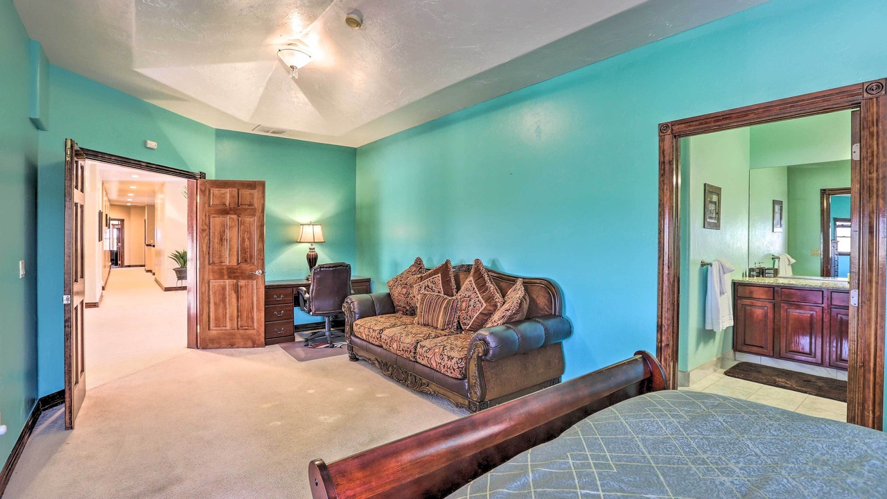 Photo of Bedroom in Hudson