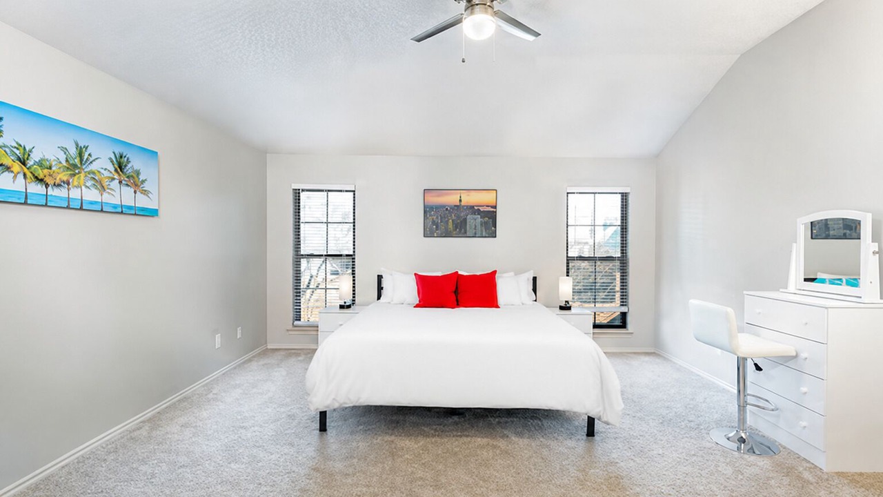 Photo of Bedroom in Southwest Carrollton