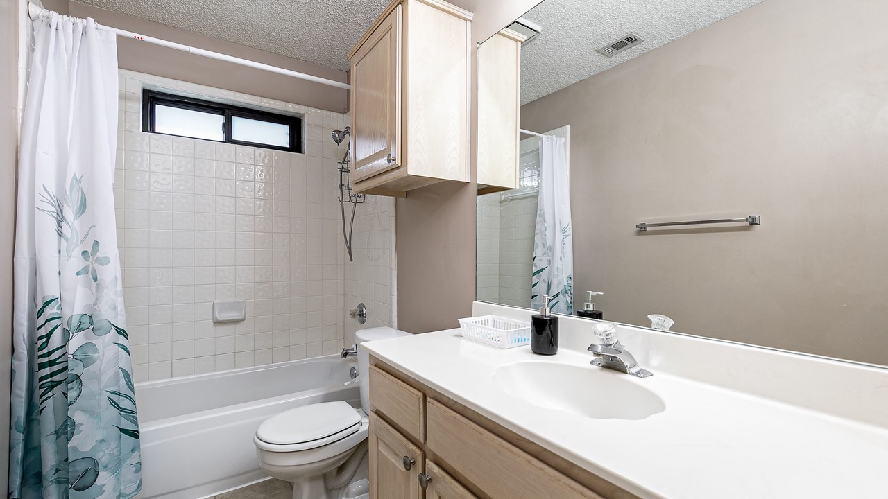 Photo of Bathroom in Southwest Carrollton