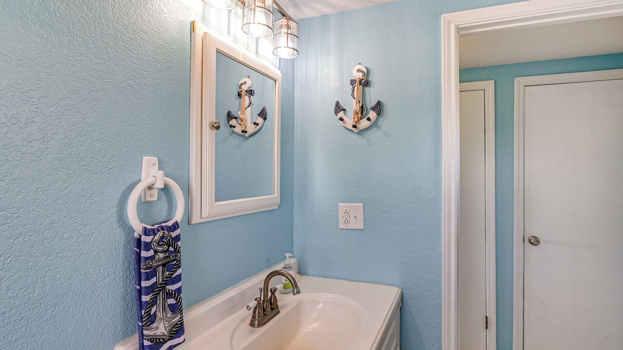 Photo of Bathroom in Surfside Beach