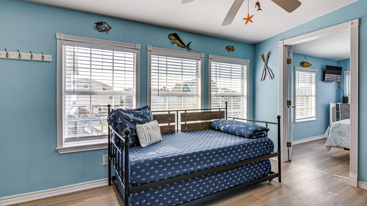 Photo of Bedroom in Surfside Beach