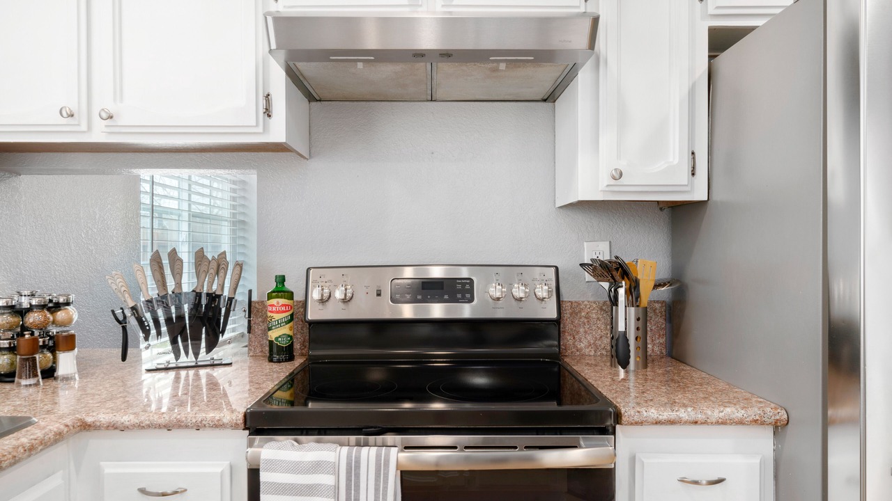 Photo of Kitchen in Southwestern Sacramento