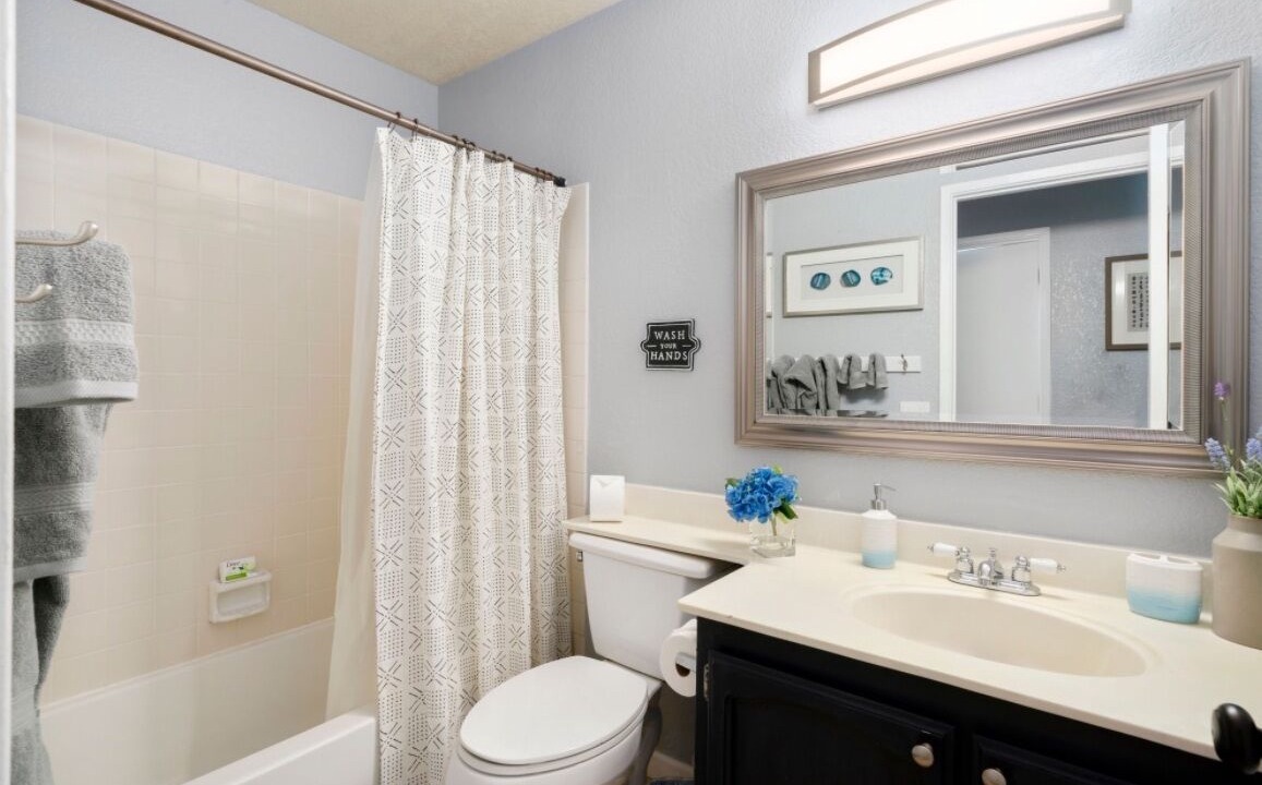 Photo of Bathroom in Southwestern Sacramento