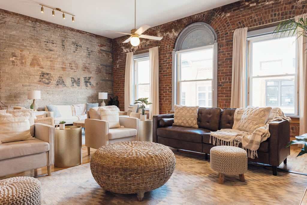 Photo of Livingroom in Johnson City