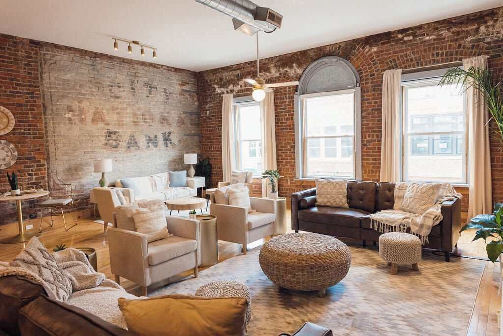 Photo of Livingroom in Johnson City