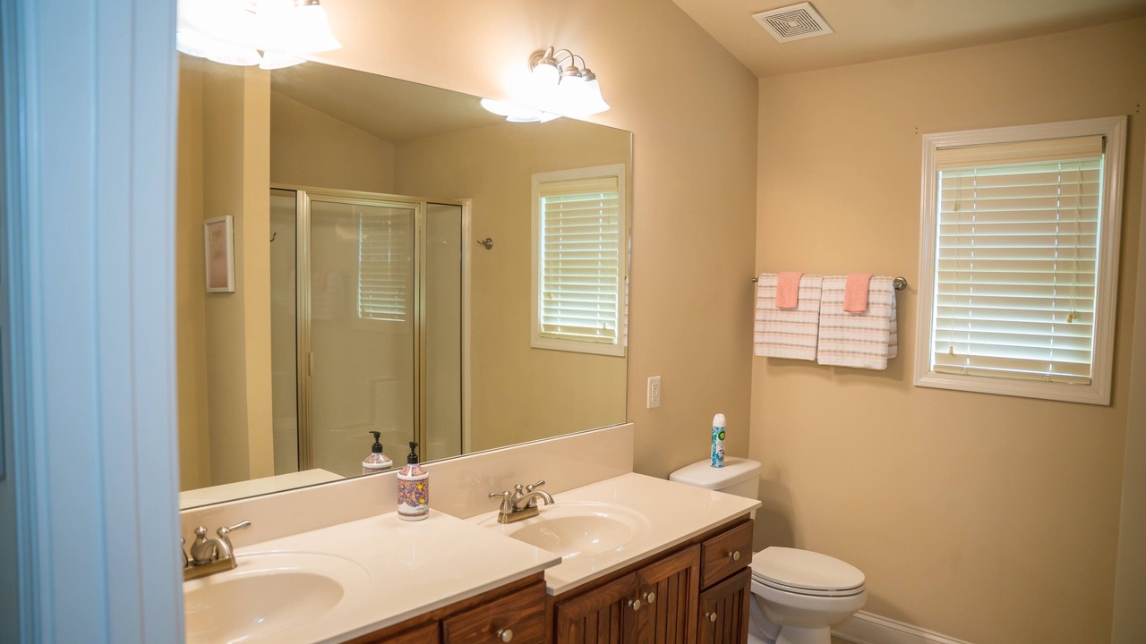 Photo of Bathroom in Lawrenceville