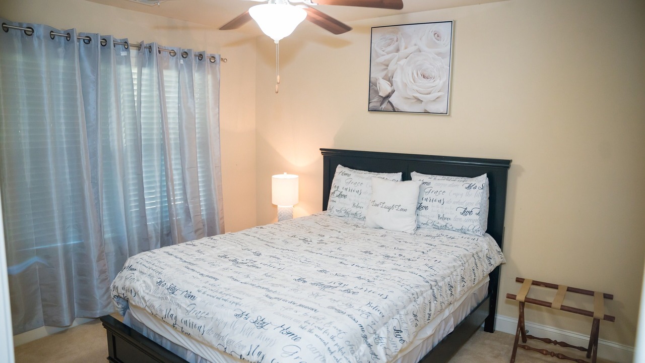 Photo of Bedroom in Lawrenceville