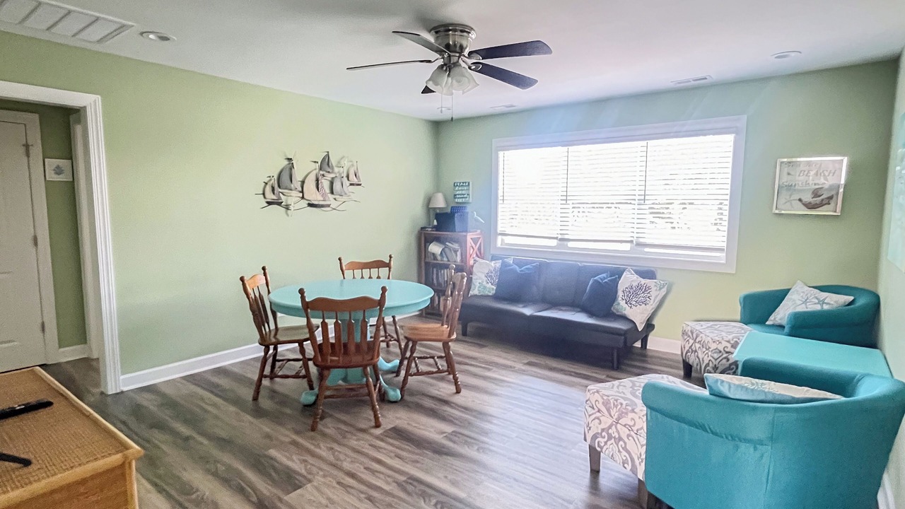 Photo of Livingroom in North Carolina Coast