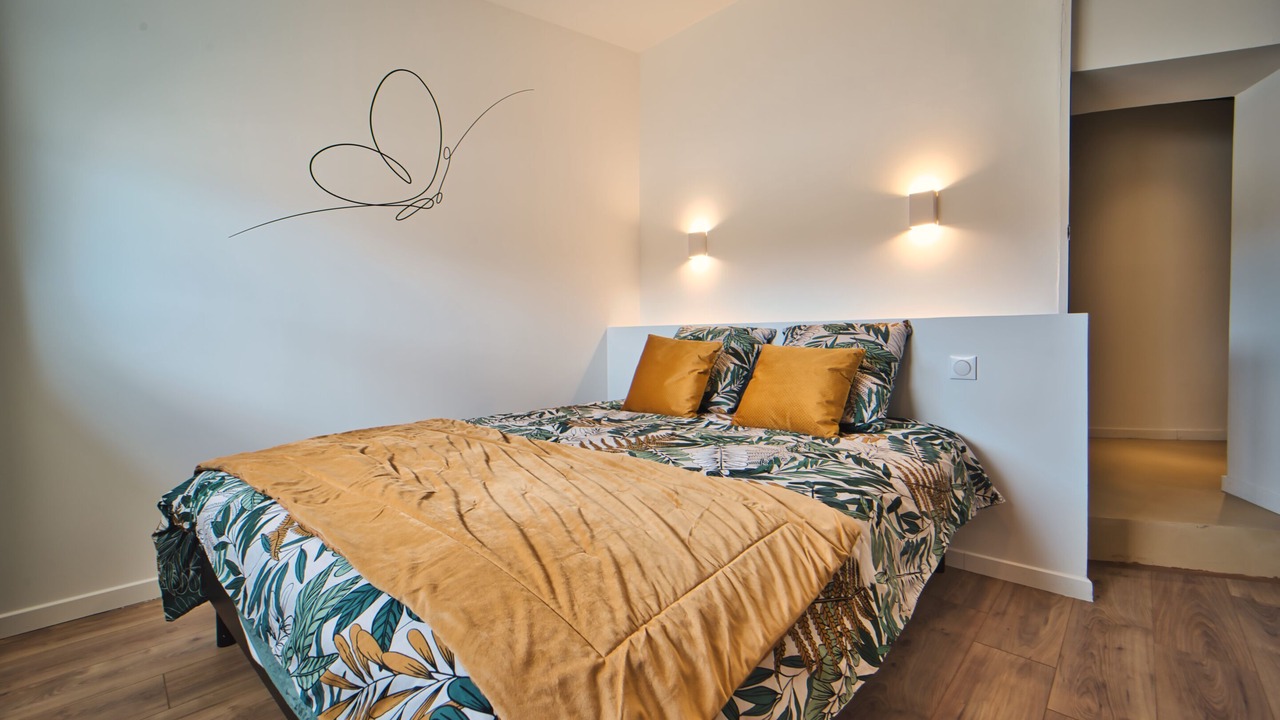 Photo of Bedroom in Saintes-Maries-de-la-Mer