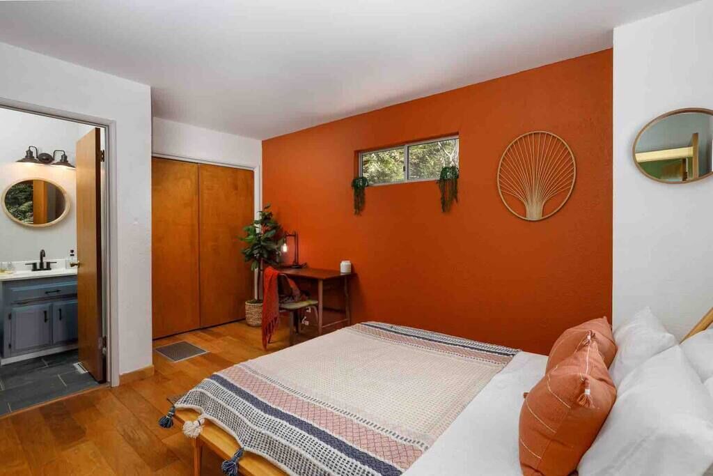 Photo of Bathroom in Arrowhead Villas