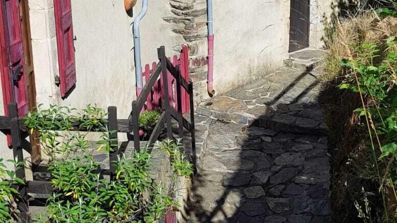 Photo of Outdoor in Saint-Julien-d'Arpaon