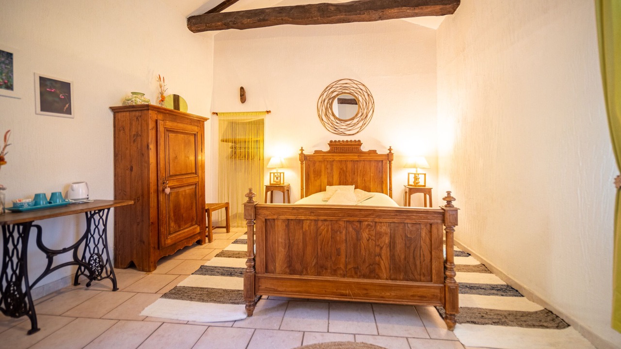 Photo of Bedroom in Saint-Julien-d'Arpaon