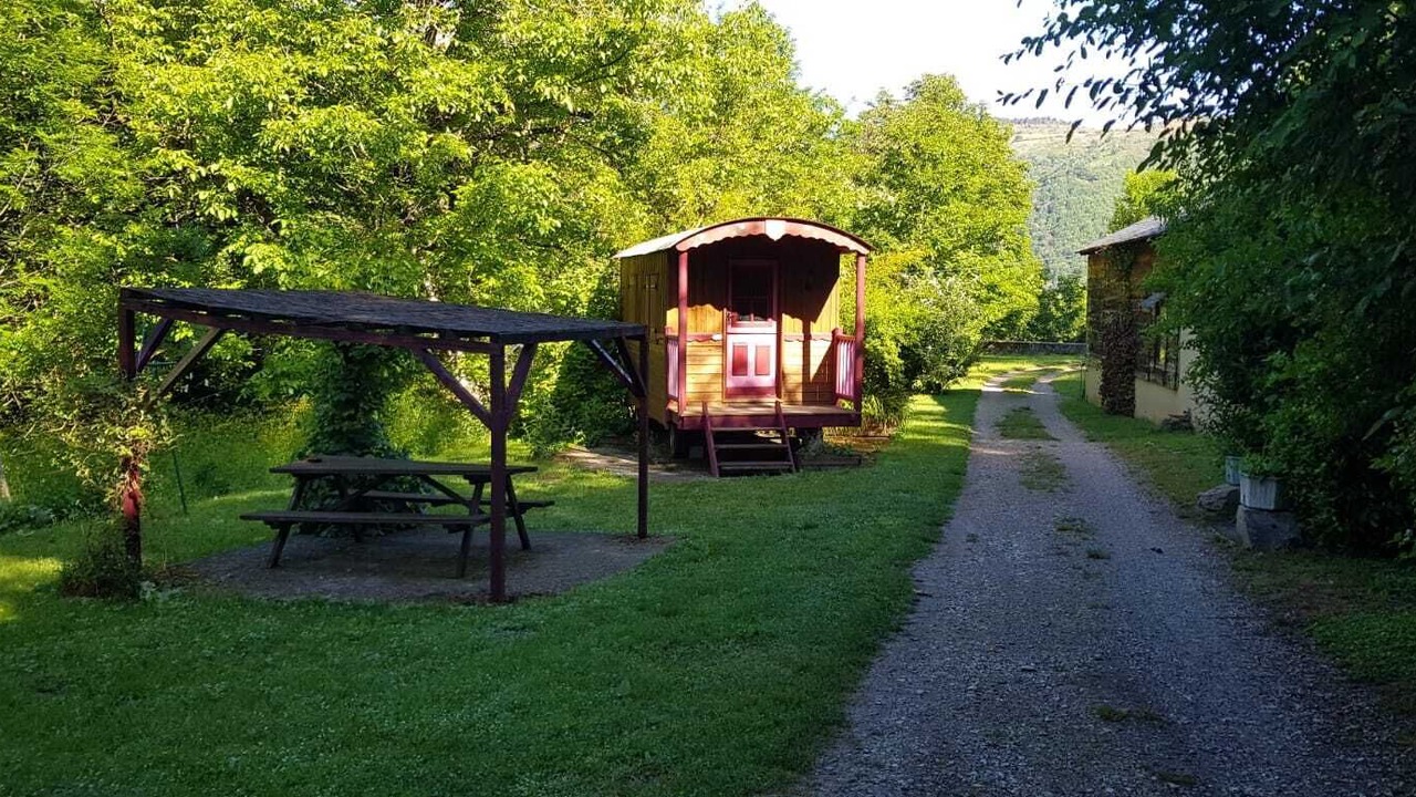 Photo of Outdoor in Saint-Julien-d'Arpaon