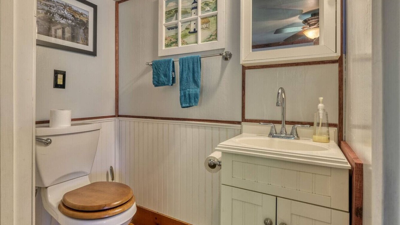 Photo of Bathroom in Milbridge