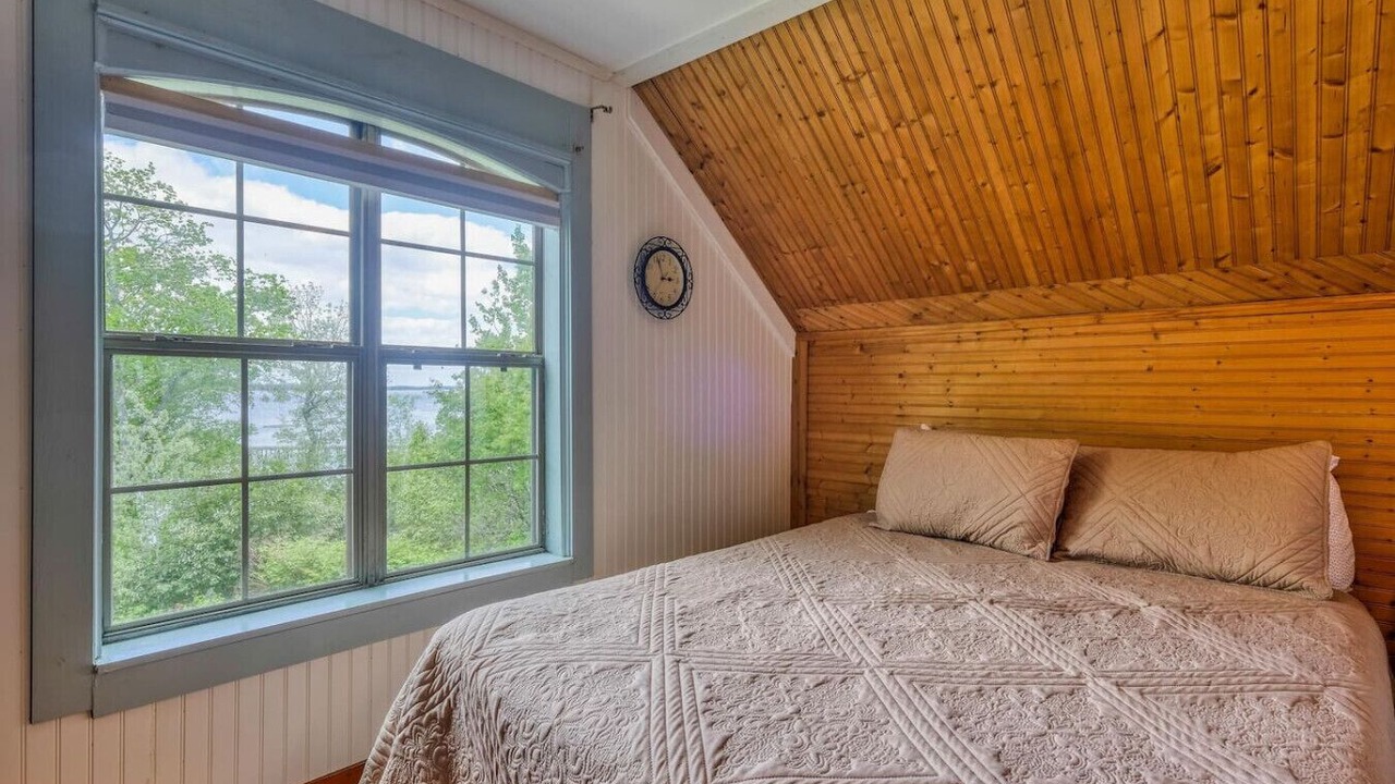 Photo of Bedroom in Milbridge