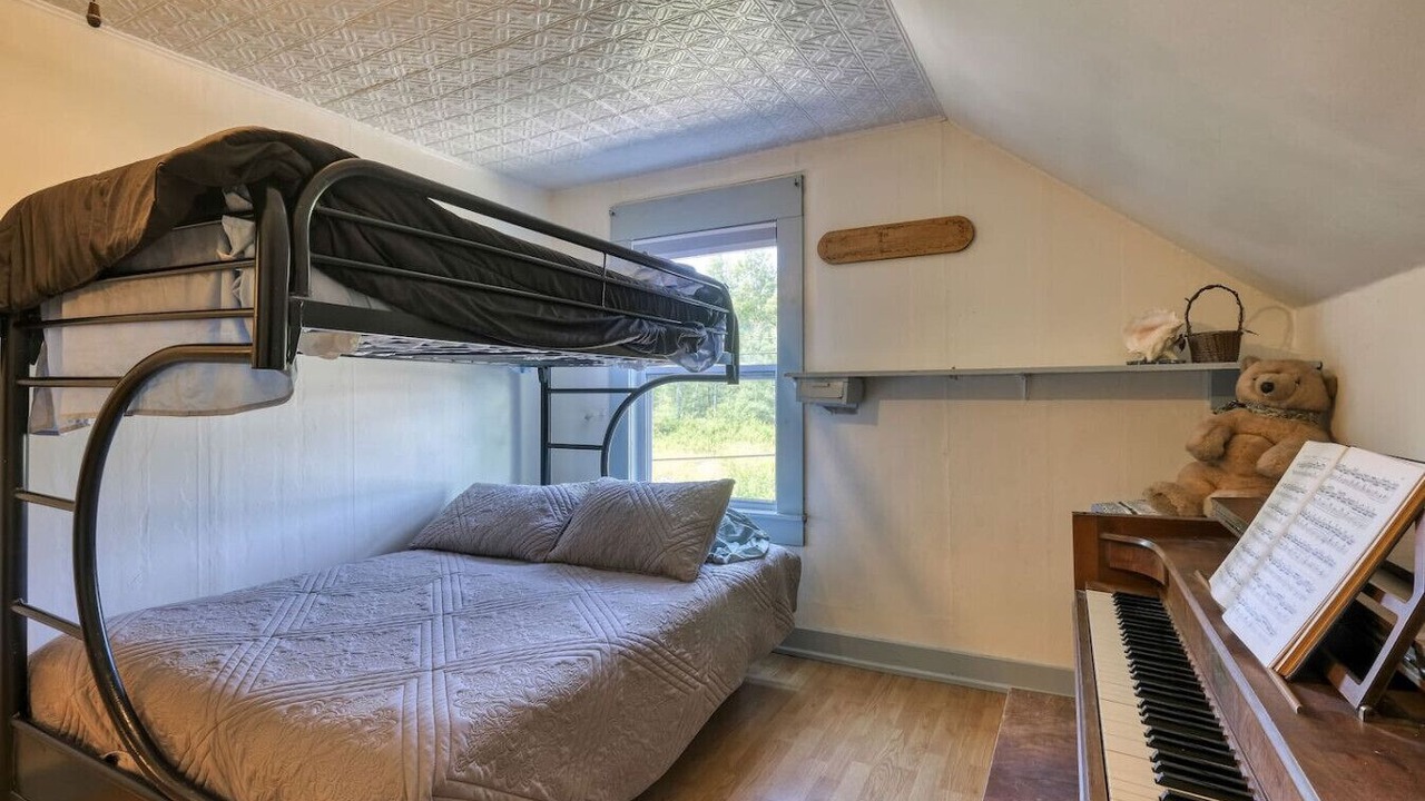 Photo of Bedroom in Milbridge