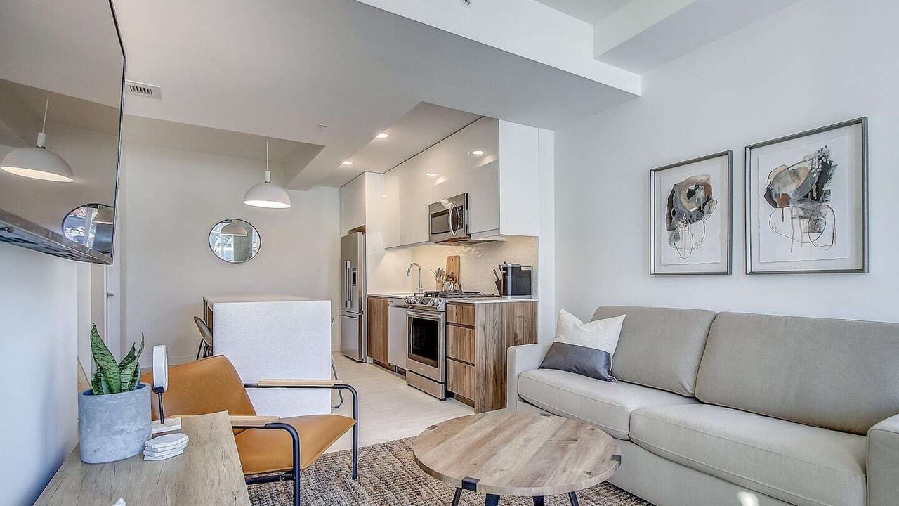 Photo of Livingroom in Hillhurst