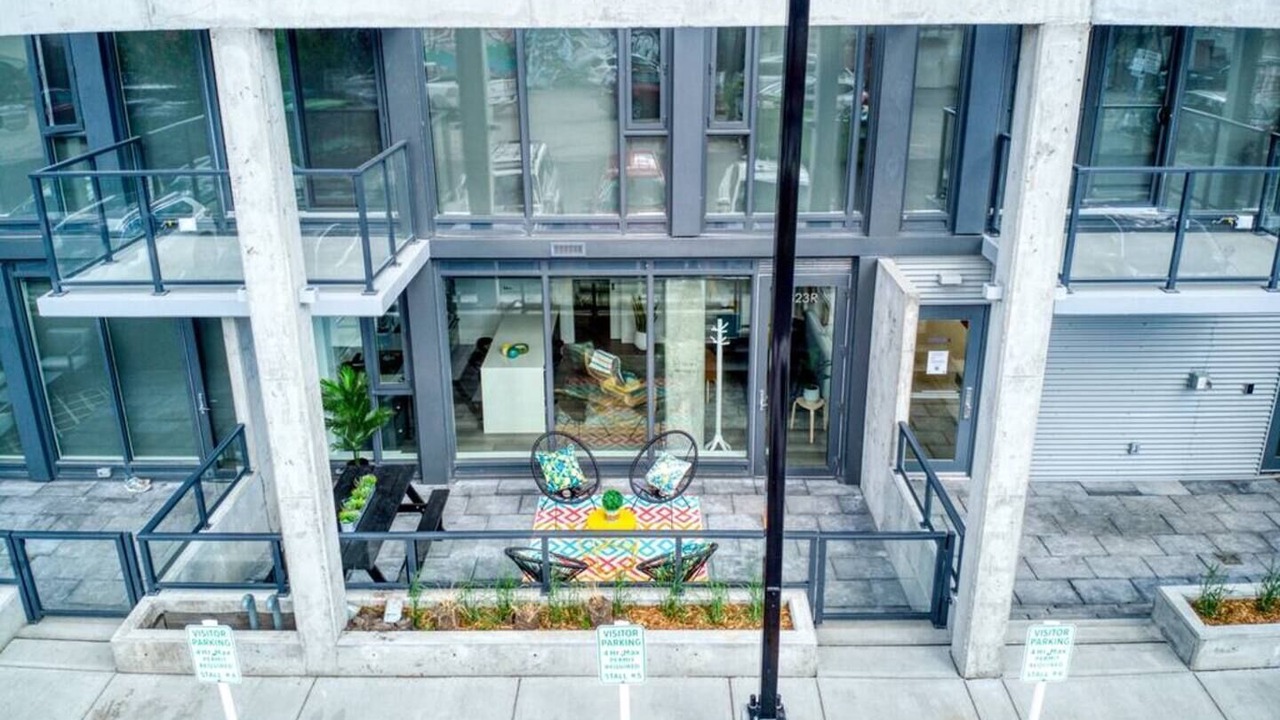 Photo of Others in Kensington