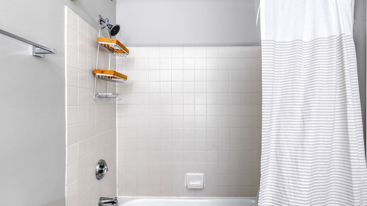 Photo of Bathroom in Streeterville