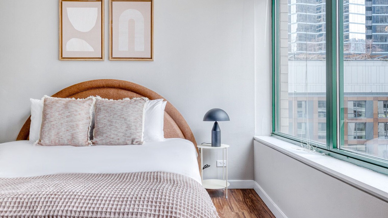 Photo of Bedroom in Streeterville