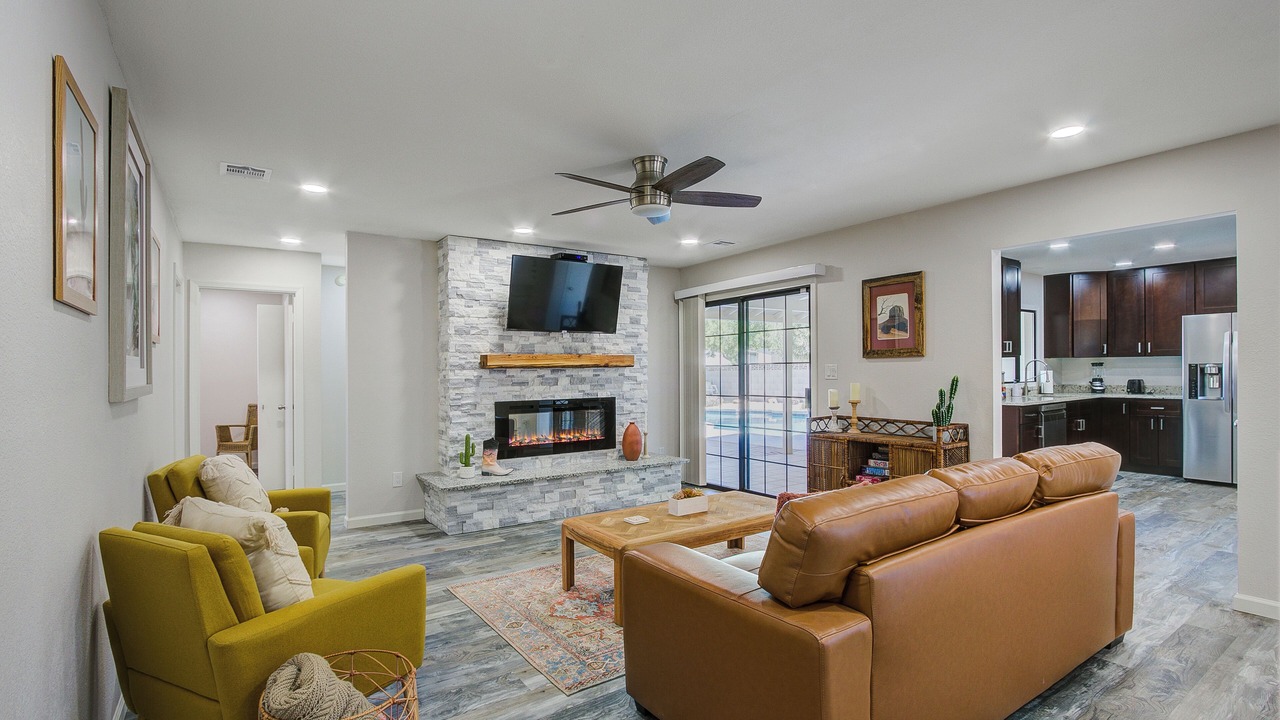 Photo of Livingroom in Scottsdale Highlands