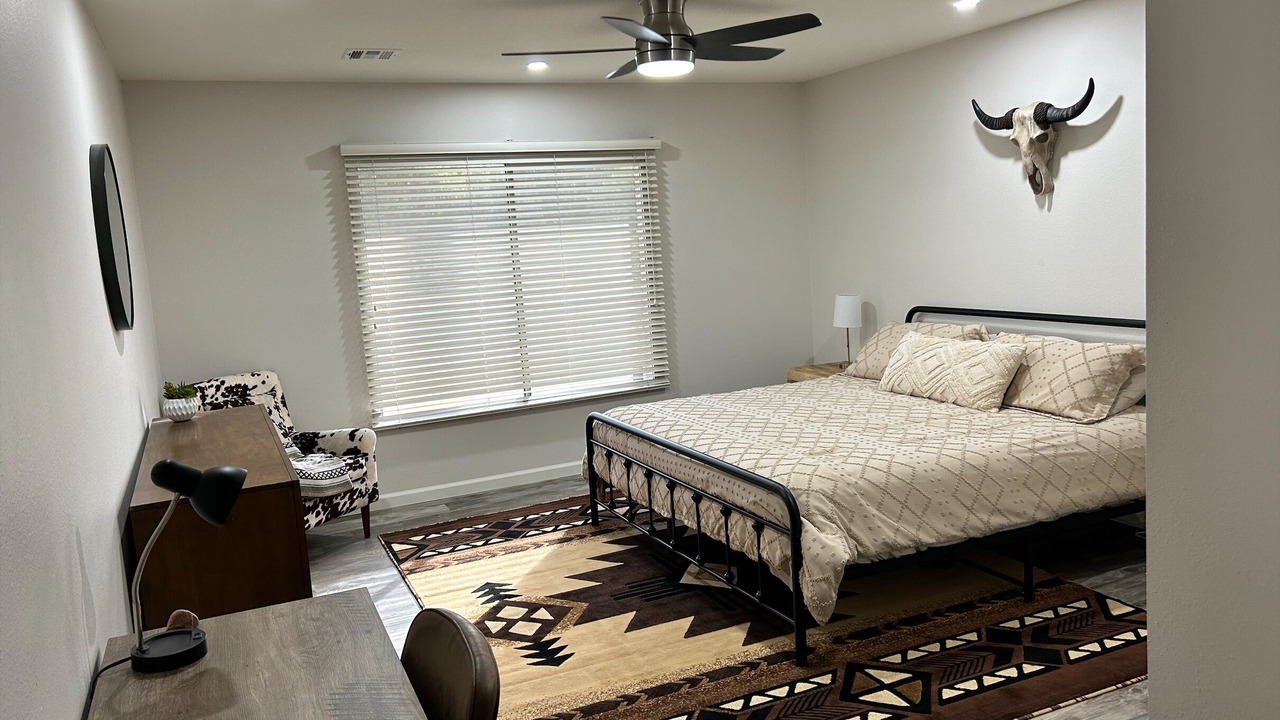 Photo of Bedroom in Scottsdale Highlands