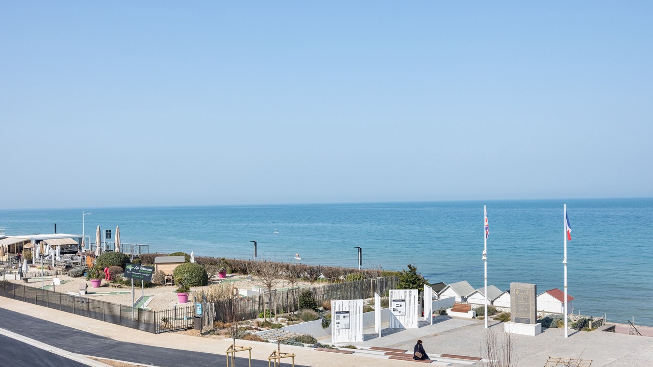 Photo of Others in Luc-sur-Mer