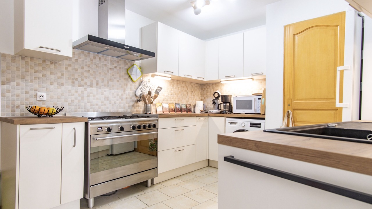 Photo of Kitchen in Chenac-Saint-Seurin-d'Uzet
