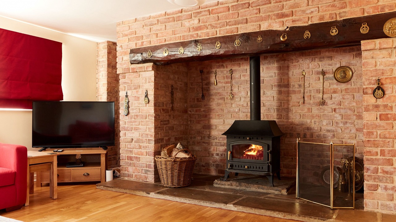 Photo of Others in Dalbury Lees