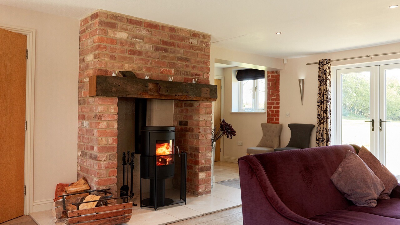 Photo of Others in Dalbury Lees