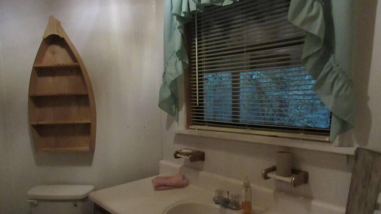 Photo of Others in Claxton