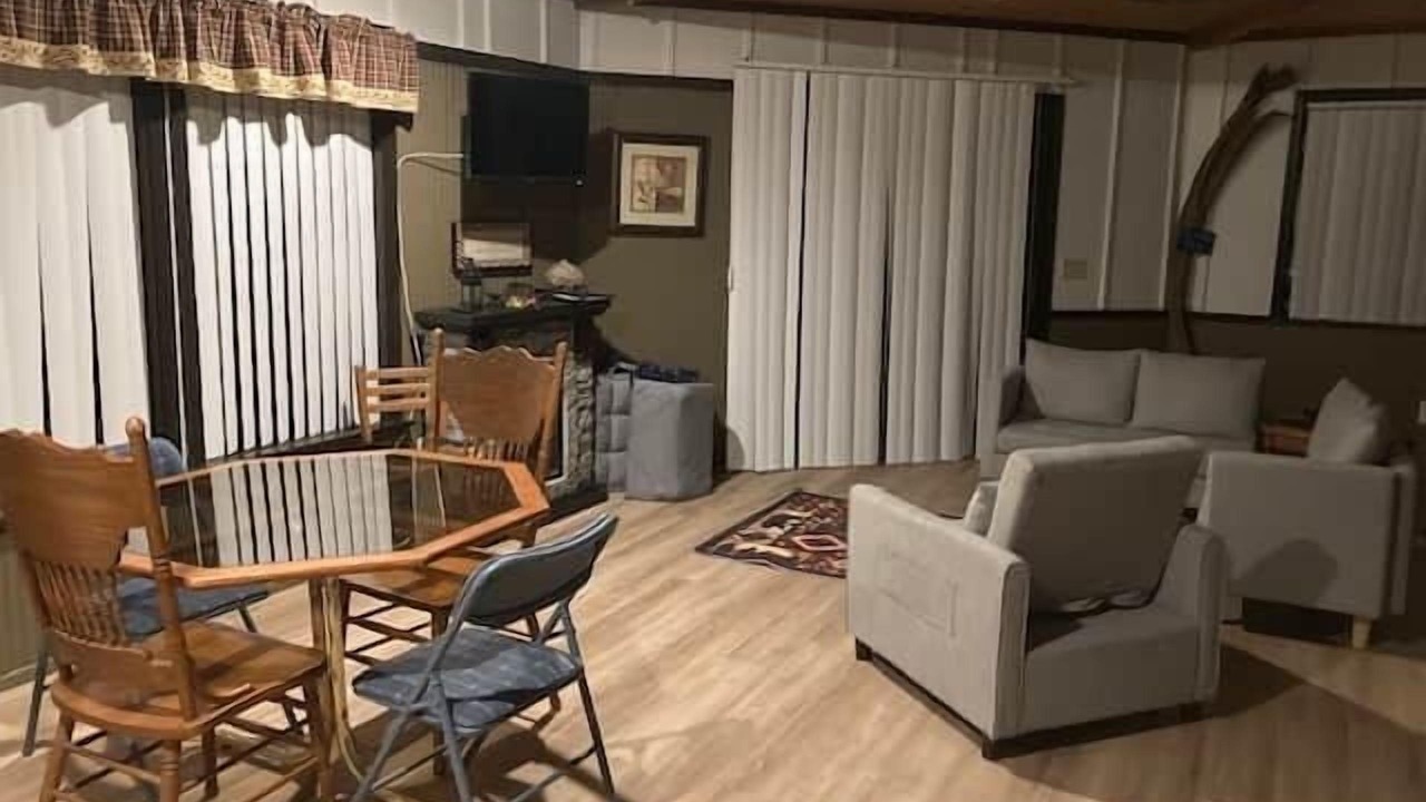 Photo of Others in Claxton