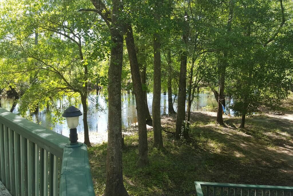 Photo of Others in Claxton