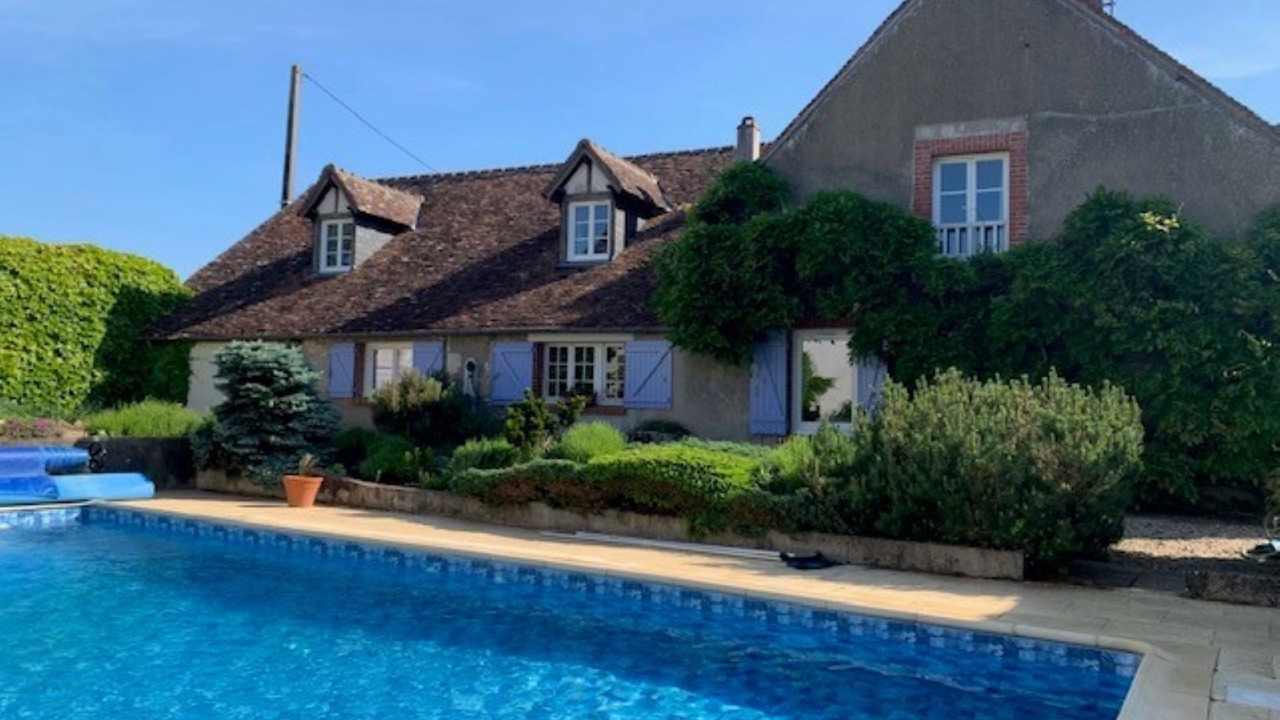 Photo of Others in Saint-Denis-sur-Loire