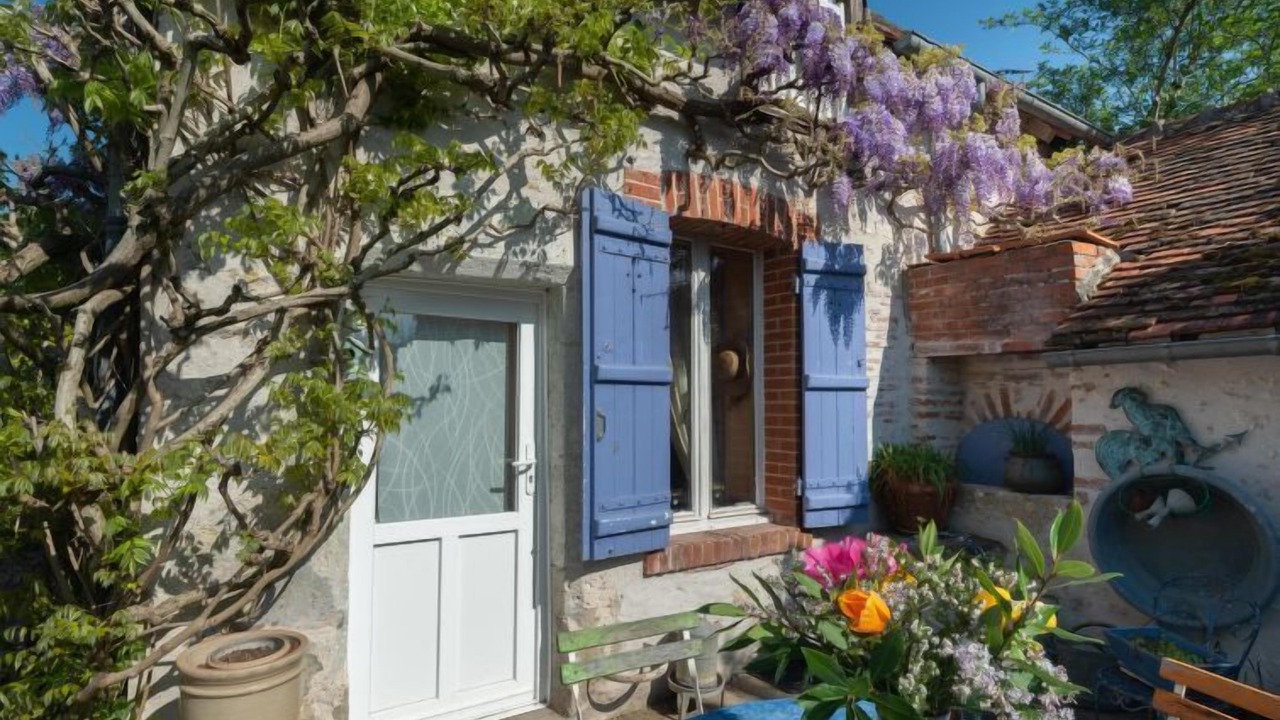 Photo of Others in Saint-Denis-sur-Loire