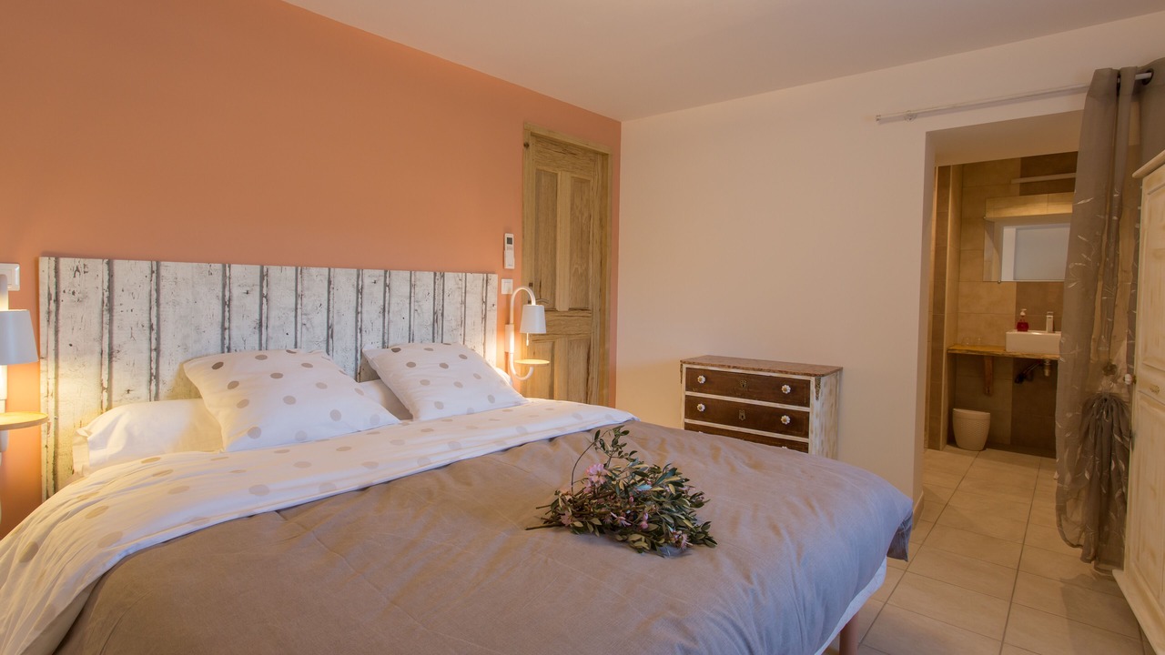 Photo of Bedroom in Bessas