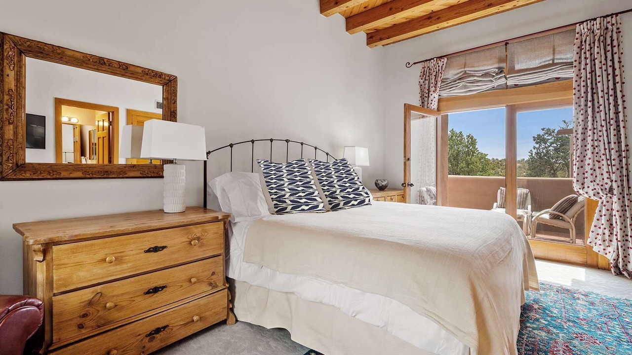 Photo of Bedroom in Nambe Pueblo