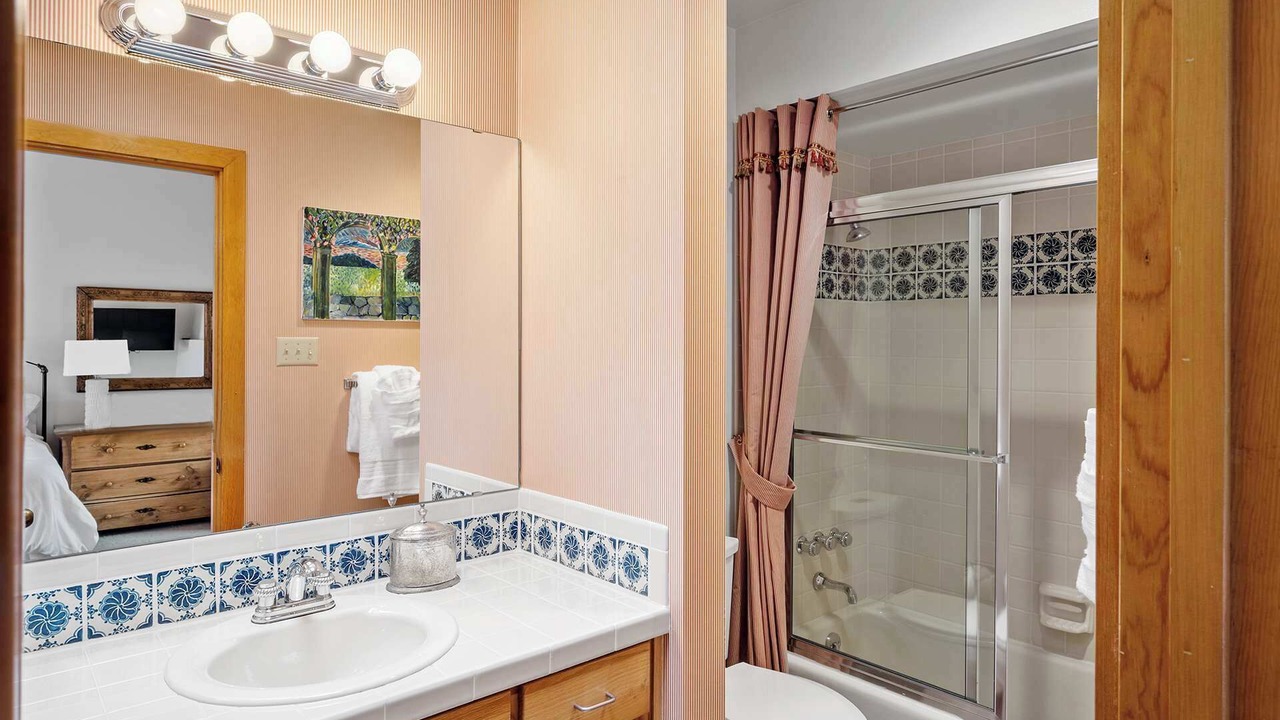 Photo of Bathroom in Nambe Pueblo