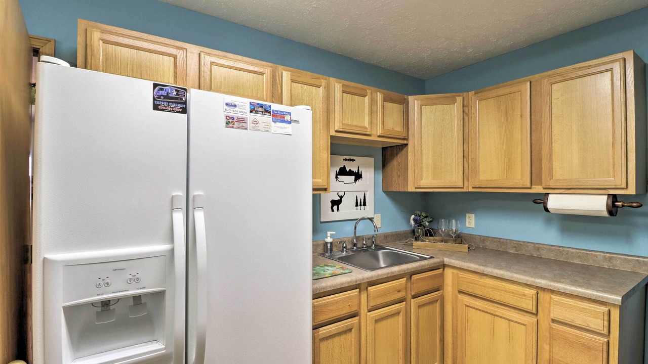 Photo of Bedroom in Lone Rock